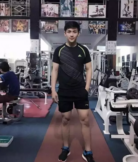 帅气逼人的小鲜肉兵哥哥 - 51虹马