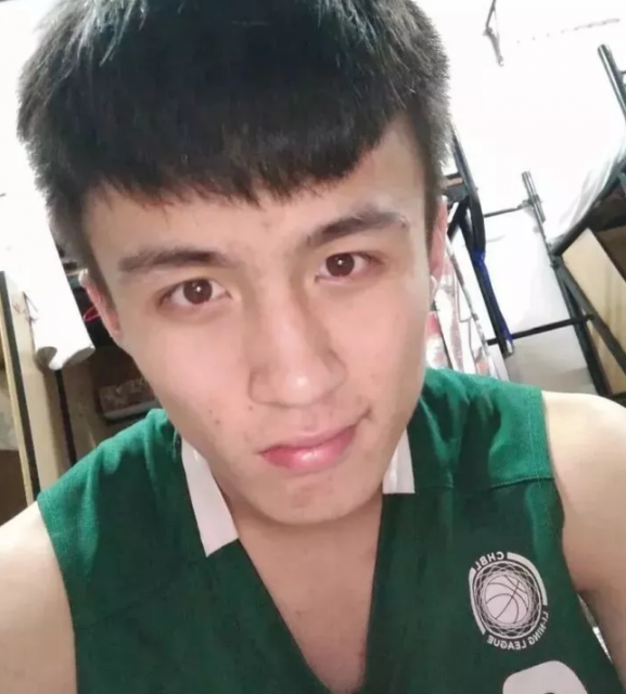 身高1米9的小鲜肉体育生，原来是浙大的校草男神！ - 51虹马