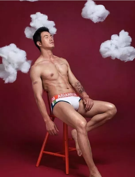 李小兵の不可描述阳刚美,制服/军警/捆.绑.哪款是你的菜？ - 51虹马