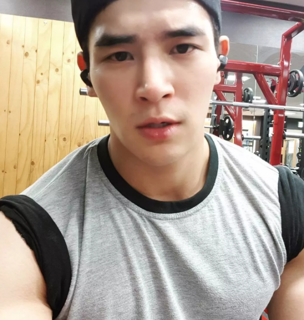 呆萌犬颜小哥哥，有才有硬件！ - 51虹马