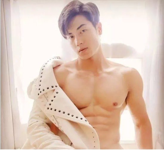 越南鲜肉 混血男模 - 51虹马 越南鲜肉 混血男模 - 51虹马