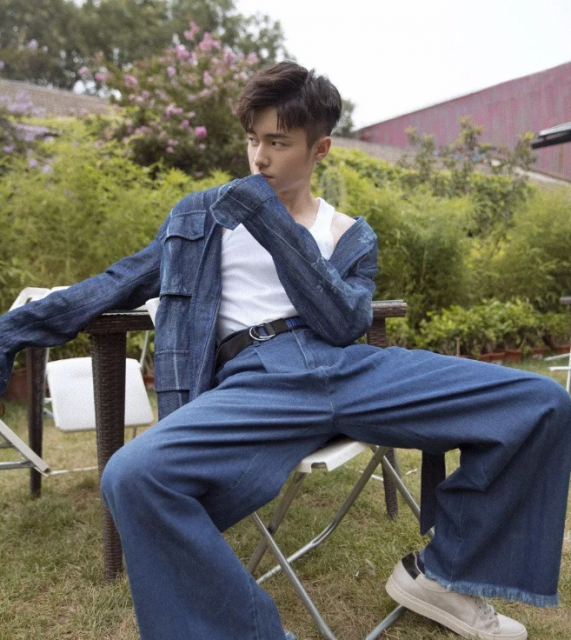 帅哥∣出门能奶,回家能狼,据说他是你们最想睡的小哥哥!--翟子路 - 51虹马 帅哥∣出门能奶,回家能狼,据说他是你们最想睡的小哥哥!--翟子路 - 51虹马