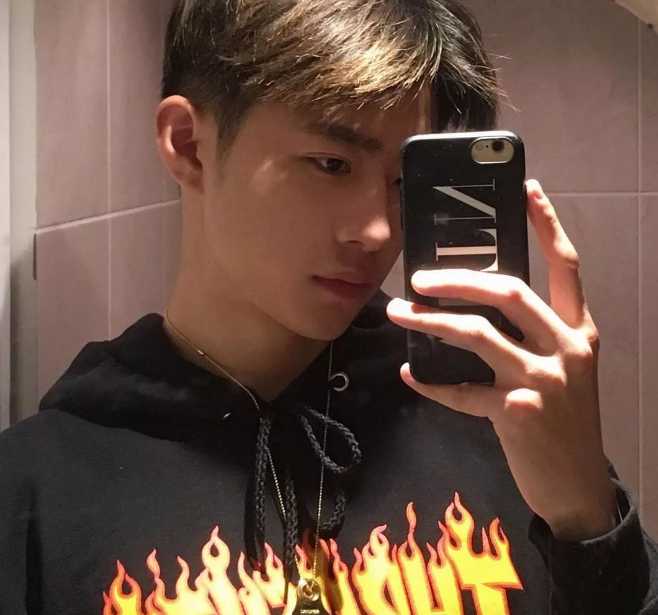 看点∣纯鲜学霸帅气小奶狗，网友都为他的肉体和颜值疯狂了！ - 51虹马