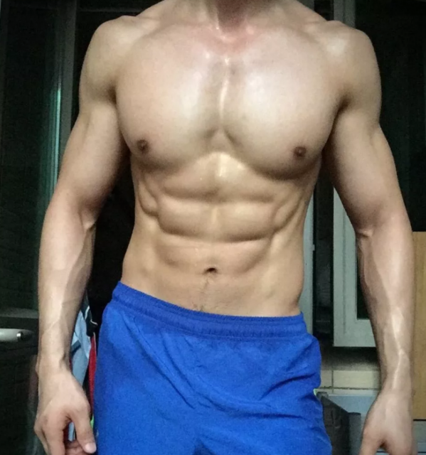 湖北工业大学的肌肉爷们湿了！简直行走的春药 - 51虹马