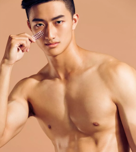 看点∣捕获一只体育生大大大鲜肉，186.C.M筋肉小哥哥！ - 51虹马