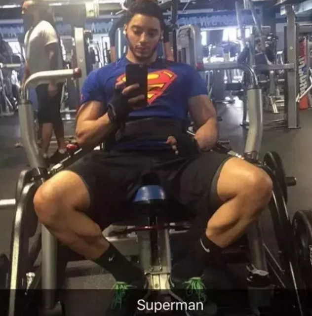 17岁出柜,两年后变性,“她”是火遍全美的最励志肌肉男模! - 51虹马 17岁出柜,两年后变性,“她”是火遍全美的最励志肌肉男模! - 51虹马