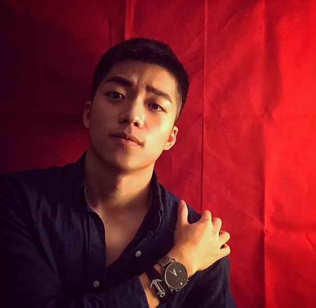 看点∣小鲜肉名媛入伍前脱了拍肌肉石更照,可口肌肉身材让你尖叫! - 51虹马 看点∣小鲜肉名媛入伍前脱了拍肌肉石更照,可口肌肉身材让你尖叫! - 51虹马