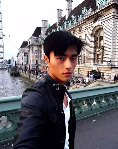 他是亚洲首席男模!曾与刘姥姥关系密切,如今刘姥姥已高攀不起! - 51虹马 他是亚洲首席男模!曾与刘姥姥关系密切,如今刘姥姥已高攀不起! - 51虹马