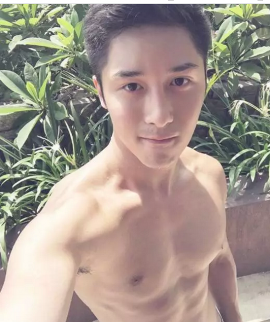 捕获一只野生忠犬肌肉男，行走的荷尔蒙扒光了更好看 - 51虹马