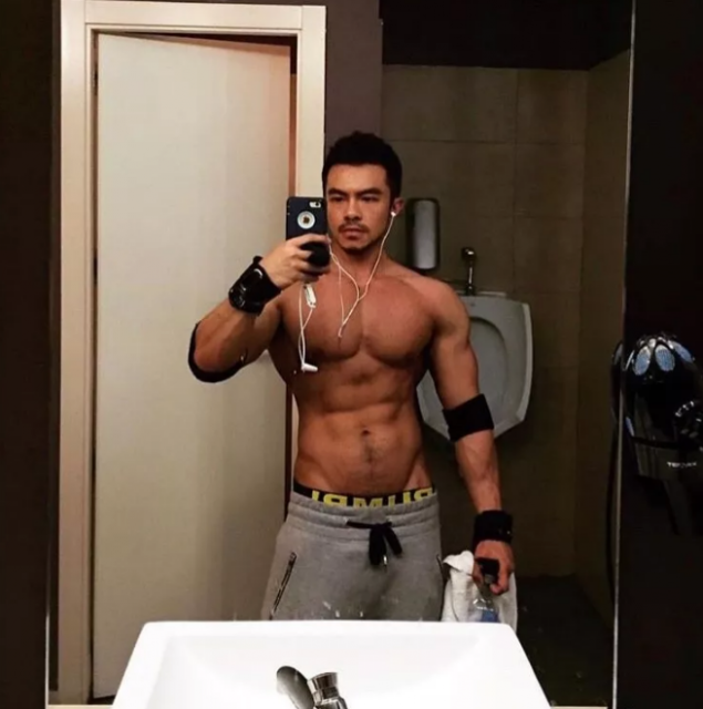 从bank职员到gogoboy模特，他经历了些什么 - 51虹马