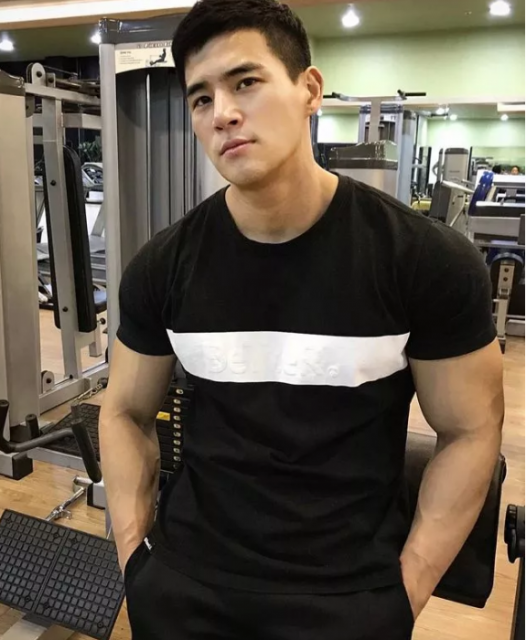 呆萌犬颜小哥哥，有才有硬件！ - 51虹马