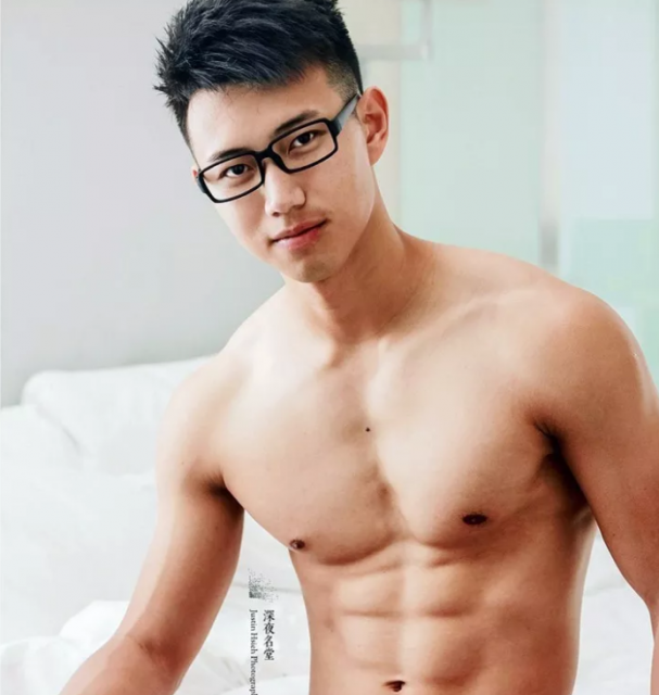 看点∣排球体育生浴照刷爆INS,筋肉腹肌小可爱竟然有男盆友了!! - 51虹马 看点∣排球体育生浴照刷爆INS,筋肉腹肌小可爱竟然有男盆友了!! - 51虹马