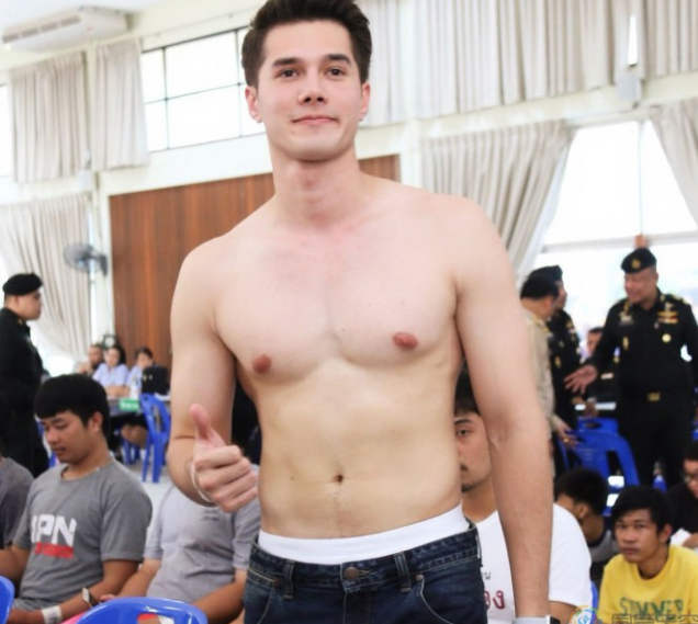 泰星Mik入伍体检照曝光 - 51虹马