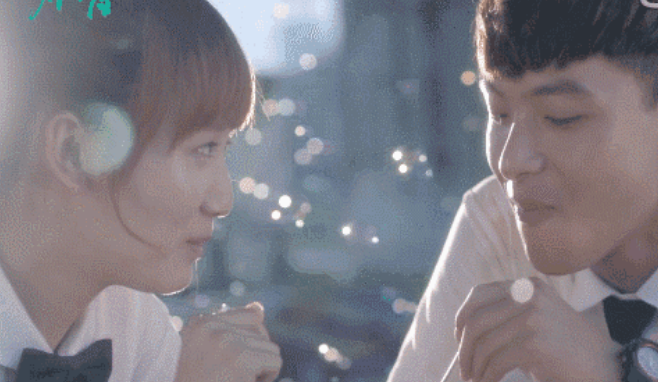 帅哥∣笑容干净的小奶狼甜炸少女心，这个小哥哥简直太撩了！－－连晨翔 - 51虹马