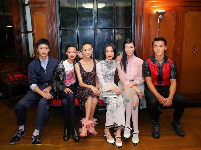 他是亚洲首席男模！曾与刘姥姥关系密切，如今刘姥姥已高攀不起！ - 51虹马