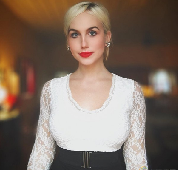 少年告白被拒 变性成正妹成功与他热恋;英国一6岁男童跨性别 酷妈帮他扮女孩 - 51虹马 少年告白被拒 变性成正妹成功与他热恋;英国一6岁男童跨性别 酷妈帮他扮女孩 - 51虹马