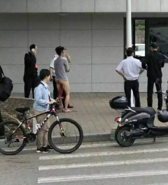 帅哥闹分手后切了自己的小兄弟 绕场跑圈！ - 51虹马