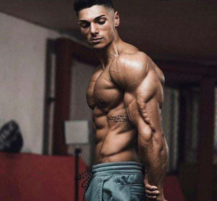 虐肩超级组训练计划: 9个动作全面细致地塑形打造完美肩部 - 51虹马