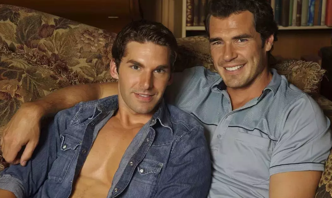 帅gay爱上好兄弟的爸爸 - 51虹马