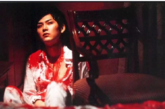 日本同志恐怖、暴力电影《46亿年之恋》胆小者勿入 - 51虹马 日本同志恐怖、暴力电影《46亿年之恋》胆小者勿入 - 51虹马