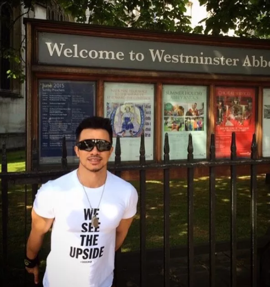 从bank职员到gogoboy模特，他经历了些什么 - 51虹马