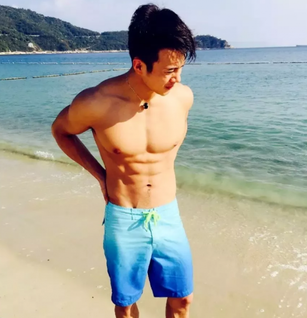 他曾是刘姥姥的亲密健身私教？体育生果然很强 - 51虹马