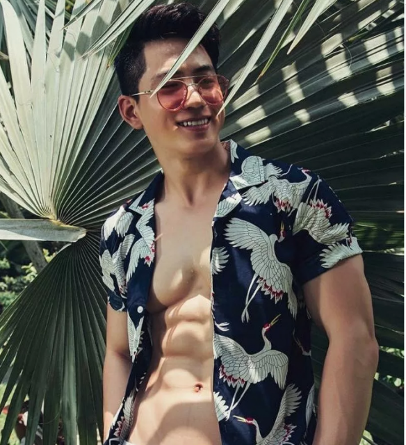 史上肌肉最漂亮的帅哥教练，帮你扒到了他最新INS照！ - 51虹马