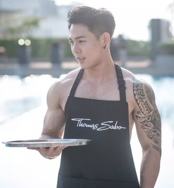 看点∣当童颜巨乳筋肉天菜脫掉衣服，腹毝旺盛荷尔蒙爆棚！ - 51虹马