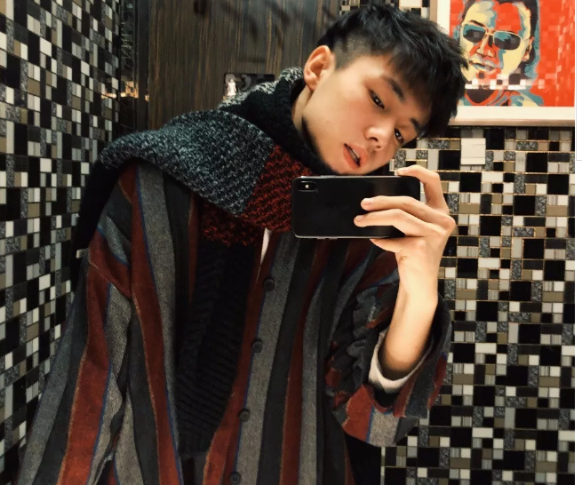 帅哥∣出门能奶，回家能狼，据说他是你们最想睡的小哥哥！－－翟子路 - 51虹马