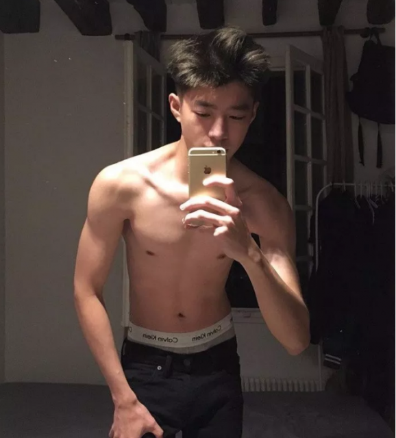 看点∣纯鲜学霸帅气小奶狗，网友都为他的肉体和颜值疯狂了！ - 51虹马