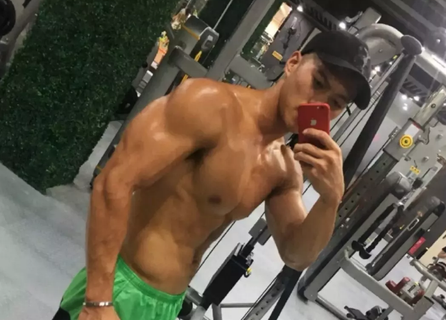 他曾是刘姥姥的亲密健身私教？体育生果然很强 - 51虹马