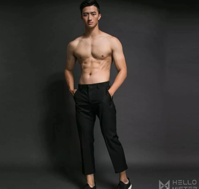 看点∣捕获一只体育生大大大鲜肉，186.C.M筋肉小哥哥！ - 51虹马