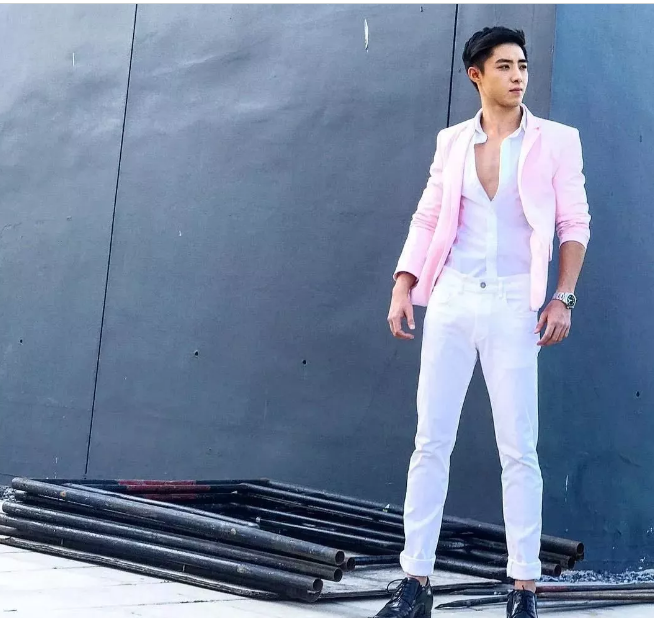 看点∣童颜腹肌“小奶狼”,好喜欢这样的原味帅气小鲜肉! - 51虹马 看点∣童颜腹肌“小奶狼”,好喜欢这样的原味帅气小鲜肉! - 51虹马