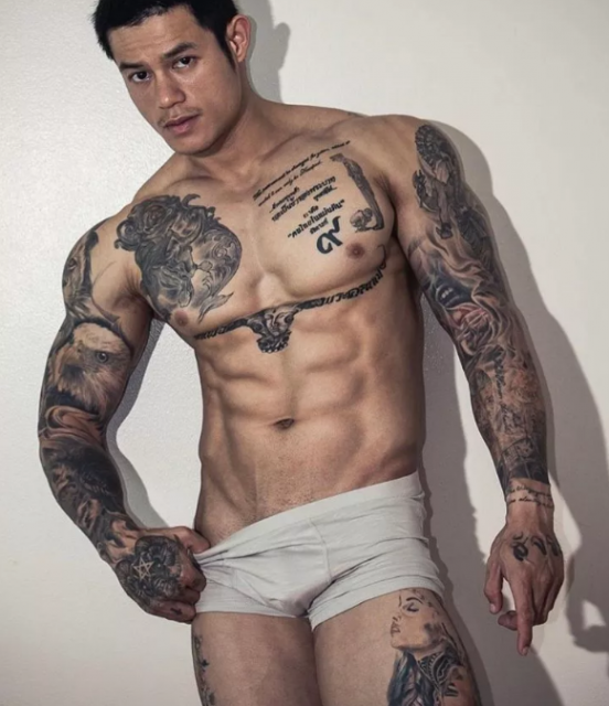 狼狗型筋肉健身教练兼模特 - 51虹马