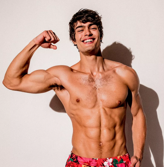 领男模风骚，教你春夏穿搭变潮男。 - 51虹马