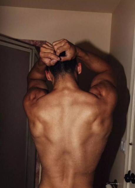 第二个男朋友|肌肉版王子异?呆萌怨念的体育弟弟 - 51虹马 第二个男朋友|肌肉版王子异?呆萌怨念的体育弟弟 - 51虹马