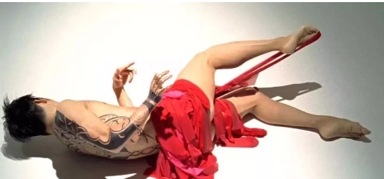 日本同志恐怖、暴力电影《46亿年之恋》胆小者勿入 - 51虹马 日本同志恐怖、暴力电影《46亿年之恋》胆小者勿入 - 51虹马