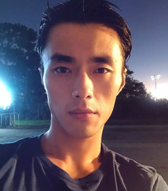 他是亚洲首席男模！曾与刘姥姥关系密切，如今刘姥姥已高攀不起！ - 51虹马