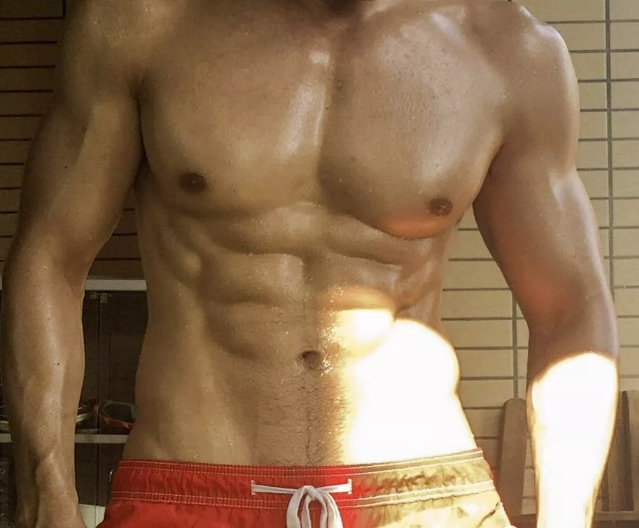 湖北工业大学的肌肉爷们湿了!简直行走的春药 - 51虹马 湖北工业大学的肌肉爷们湿了!简直行走的春药 - 51虹马