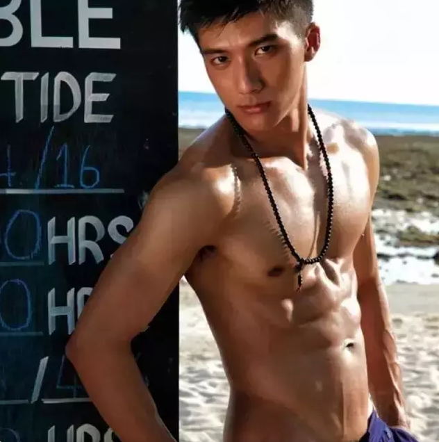 泰国大包网红，单纯可爱的小鲜肉 - 51虹马