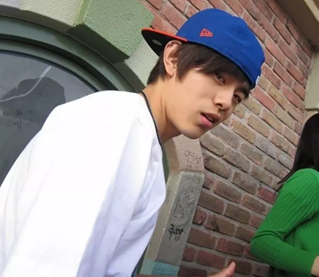 90后体育学院肌肉型男美国镀金,外籍教练又猛又狠 - 51虹马 90后体育学院肌肉型男美国镀金,外籍教练又猛又狠 - 51虹马