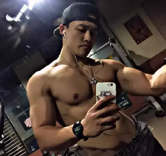 逗比男的励志路 他是如何成为一个火热健身男神的 - 51虹马