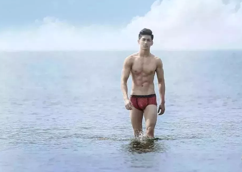 缅甸清水湿身少年 - 51虹马