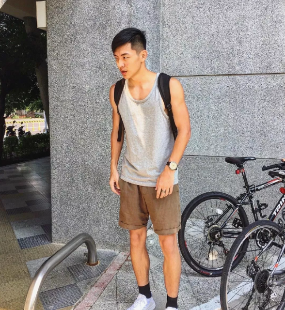 看点∣台大体育生校草人帅身材好，满屏荷尔蒙大长腿公狗腰吸睛又撩粉！ - 51虹马