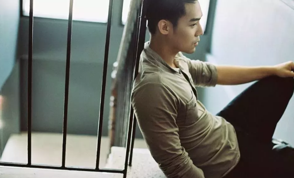 牛郎店の青春少男 / 曼谷基友记 多剧开车！ - 51虹马