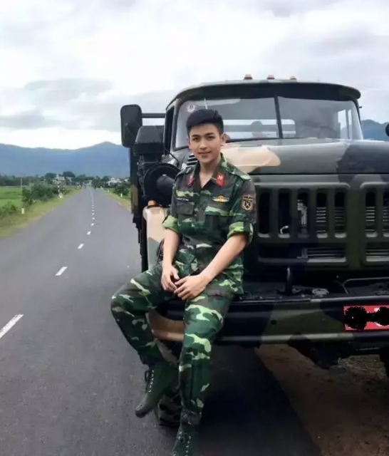 帅气逼人的小鲜肉兵哥哥 - 51虹马