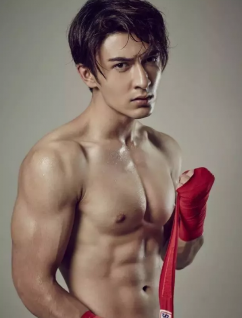 花美男变身肌肉拳受 大鼻子新疆小哥超石更荷尔蒙 - 51虹马