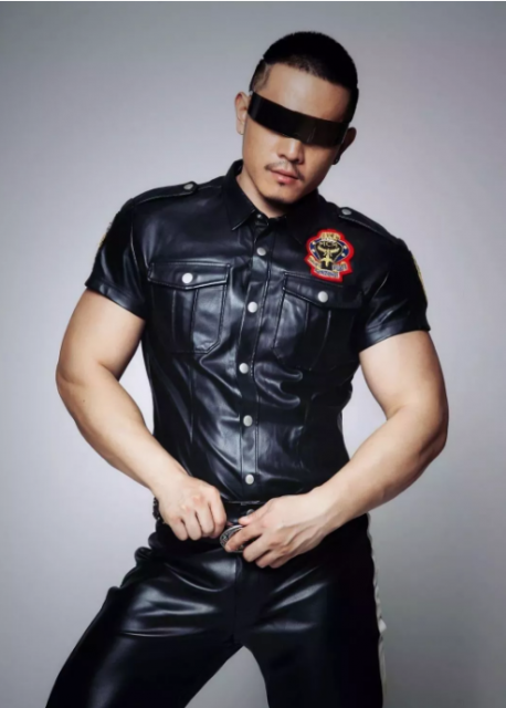 昔日粗壮帅气体育生，如今当红gogoboy男神超Hot! - 51虹马