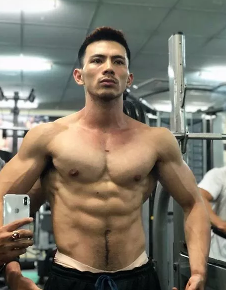 网红博主为搏销量自录视频，围观网友大呼要全见！ - 51虹马