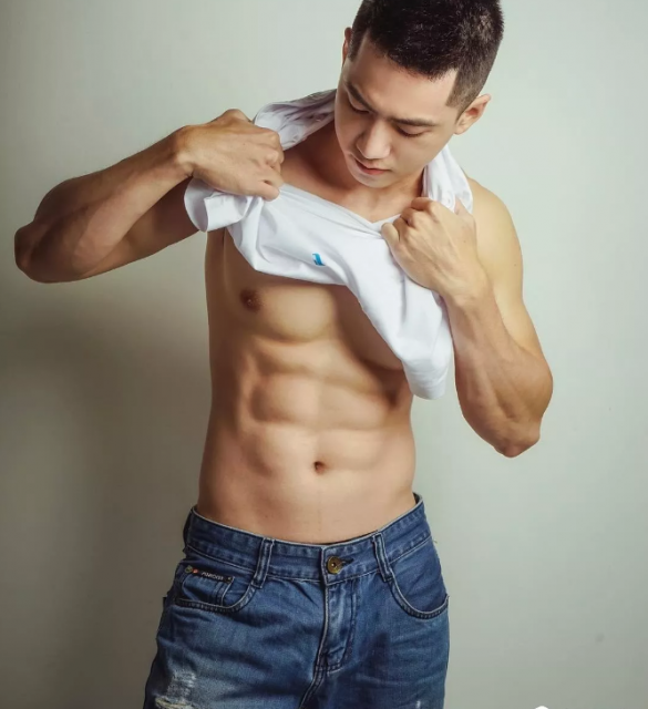 史上肌肉最漂亮的帅哥教练,帮你扒到了他最新INS照! - 51虹马 史上肌肉最漂亮的帅哥教练,帮你扒到了他最新INS照! - 51虹马